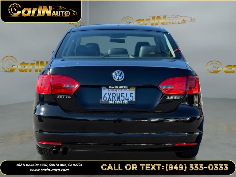 2013 Volkswagen Jetta Sedan 4dr Auto SE PZEV, available for sale in Santa Ana, California | Carin Auto. Santa Ana, California 2013 Volkswagen Jetta Sedan 4dr Auto SE PZEV, available for sale in Santa Ana, California | Carin Auto. Santa Ana, California