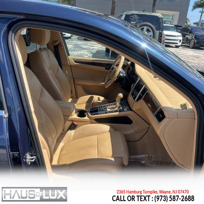 2015 Porsche Macan AWD 4dr Turbo, available for sale in Wayne, New Jersey | Haus of Lux. Wayne, New Jersey 2015 Porsche Macan AWD 4dr Turbo, available for sale in Wayne, New Jersey | Haus of Lux. Wayne, New Jersey