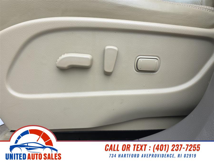 2012 Nissan Murano AWD 4dr Platinum, available for sale in Providence, Rhode Island | United Auto Sales Inc. Providence, Rhode Island 2012 Nissan Murano AWD 4dr Platinum, available for sale in Providence, Rhode Island | United Auto Sales Inc. Providence, Rhode Island
