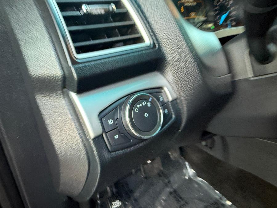 2017 Ford Explorer XLT 4WD, available for sale in Peabody, Massachusetts | All Motors. Peabody, Massachusetts 2017 Ford Explorer XLT 4WD, available for sale in Peabody, Massachusetts | All Motors. Peabody, Massachusetts