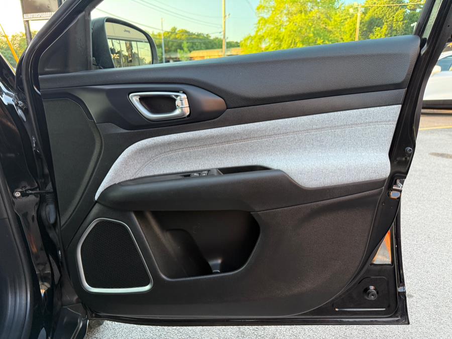 2022 Jeep Compass Latitude Lux, available for sale in Peabody, Massachusetts | All Motors. Peabody, Massachusetts 2022 Jeep Compass Latitude Lux, available for sale in Peabody, Massachusetts | All Motors. Peabody, Massachusetts