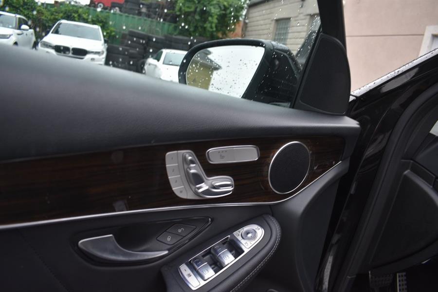 2022 Mercedes-benz Glc GLC 300, available for sale in Hempstead, New York | Certified Auto Group. Hempstead, New York 2022 Mercedes-benz Glc GLC 300, available for sale in Hempstead, New York | Certified Auto Group. Hempstead, New York