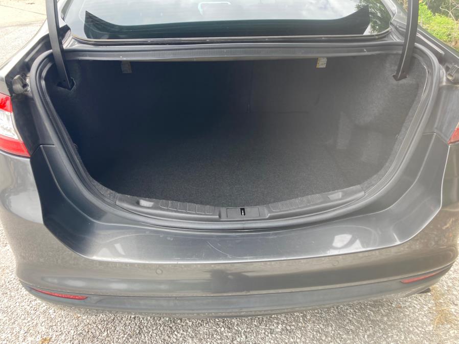 2015 Ford Fusion 4dr Sdn SE FWD, available for sale in Neosho, Missouri | Xsell Auto LLC. Neosho, Missouri 2015 Ford Fusion 4dr Sdn SE FWD, available for sale in Neosho, Missouri | Xsell Auto LLC. Neosho, Missouri