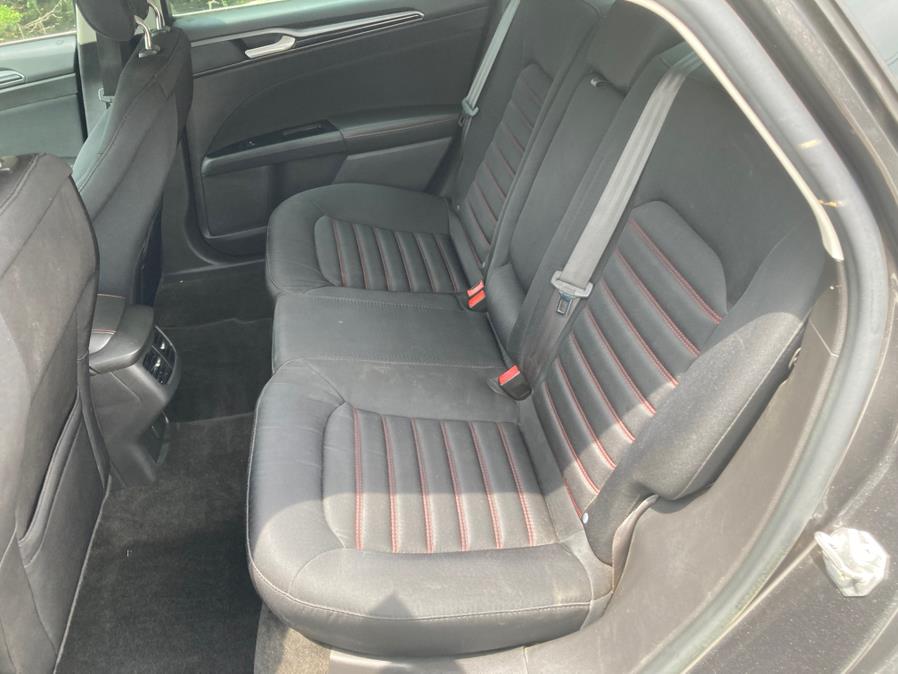 2015 Ford Fusion 4dr Sdn SE FWD, available for sale in Neosho, Missouri | Xsell Auto LLC. Neosho, Missouri 2015 Ford Fusion 4dr Sdn SE FWD, available for sale in Neosho, Missouri | Xsell Auto LLC. Neosho, Missouri