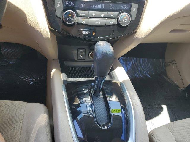 2016 Nissan Rogue AWD 4dr SV, available for sale in Fort Myers, Florida | Carlux Fort Myers. Fort Myers, Florida 2016 Nissan Rogue AWD 4dr SV, available for sale in Fort Myers, Florida | Carlux Fort Myers. Fort Myers, Florida