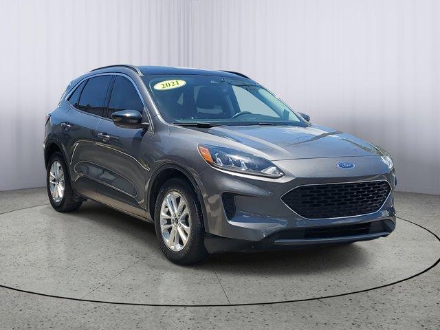 2021 Ford Escape SE photo 2