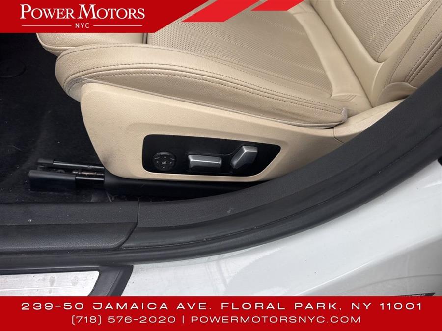 2022 BMW 3 Series 330i xDrive, available for sale in Floral Park, New York | Shop Auto NY. Floral Park, New York 2022 BMW 3 Series 330i xDrive, available for sale in Floral Park, New York | Shop Auto NY. Floral Park, New York
