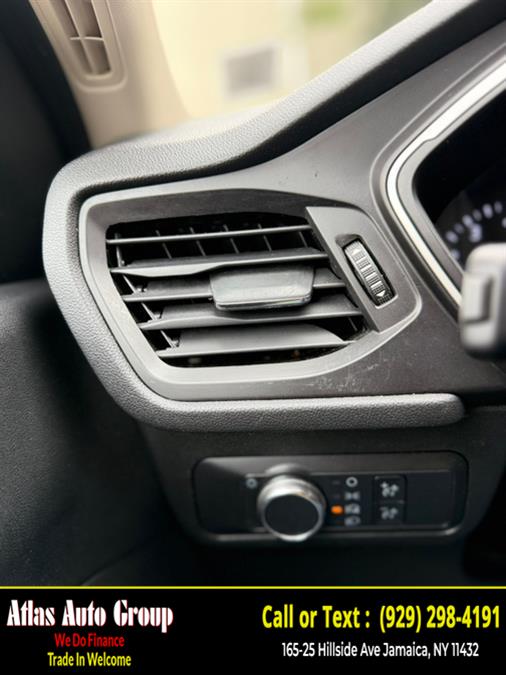 2020 Ford Escape SE FWD, available for sale in Jamaica, New York | Atlas Auto Group. Jamaica, New York 2020 Ford Escape SE FWD, available for sale in Jamaica, New York | Atlas Auto Group. Jamaica, New York