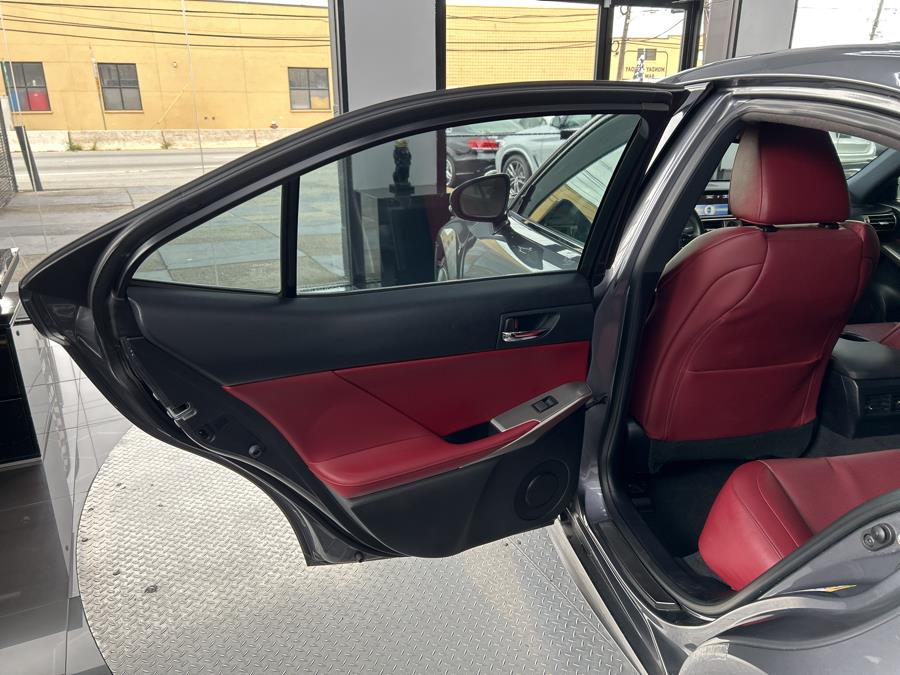 2015 Lexus IS 350 4dr Sdn RWD, available for sale in Jersey City, New Jersey | Luxe Auto Galleria. Jersey City, New Jersey 2015 Lexus IS 350 4dr Sdn RWD, available for sale in Jersey City, New Jersey | Luxe Auto Galleria. Jersey City, New Jersey
