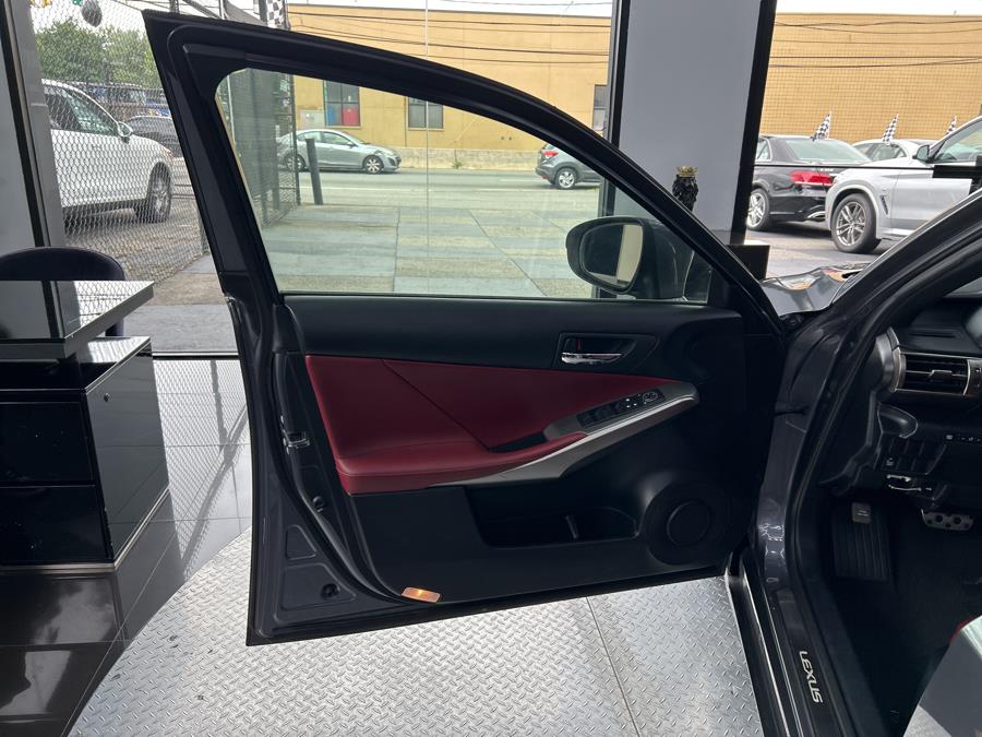 2015 Lexus IS 350 4dr Sdn RWD, available for sale in Jersey City, New Jersey | Luxe Auto Galleria. Jersey City, New Jersey 2015 Lexus IS 350 4dr Sdn RWD, available for sale in Jersey City, New Jersey | Luxe Auto Galleria. Jersey City, New Jersey