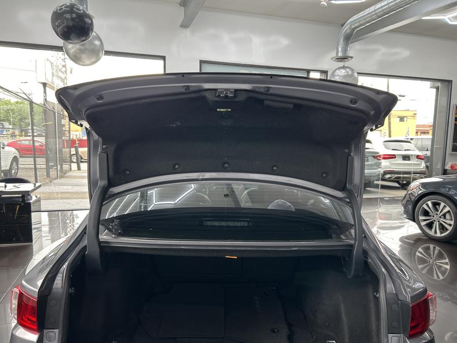 2015 Lexus IS 350 4dr Sdn RWD, available for sale in Jersey City, New Jersey | Luxe Auto Galleria. Jersey City, New Jersey 2015 Lexus IS 350 4dr Sdn RWD, available for sale in Jersey City, New Jersey | Luxe Auto Galleria. Jersey City, New Jersey
