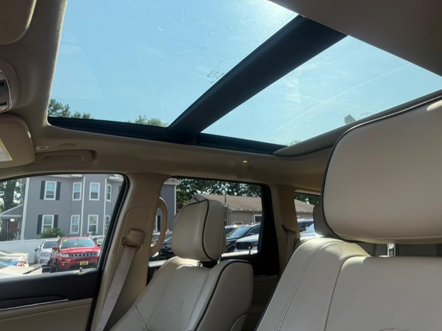 2018 Jeep Grand Cherokee Overland 4x4, available for sale in Hartford, Connecticut | VEB Auto Sales. Hartford, Connecticut 2018 Jeep Grand Cherokee Overland 4x4, available for sale in Hartford, Connecticut | VEB Auto Sales. Hartford, Connecticut