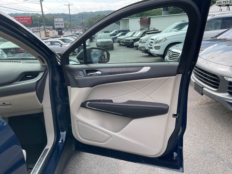 2019 Lincoln MKC Reserve AWD, available for sale in Waterbury, Connecticut | Jim Juliani Motors. Waterbury, Connecticut 2019 Lincoln MKC Reserve AWD, available for sale in Waterbury, Connecticut | Jim Juliani Motors. Waterbury, Connecticut