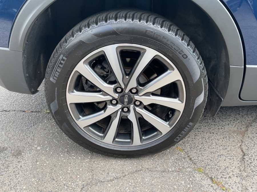 2019 Lincoln MKC Reserve AWD, available for sale in Waterbury, Connecticut | Jim Juliani Motors. Waterbury, Connecticut 2019 Lincoln MKC Reserve AWD, available for sale in Waterbury, Connecticut | Jim Juliani Motors. Waterbury, Connecticut