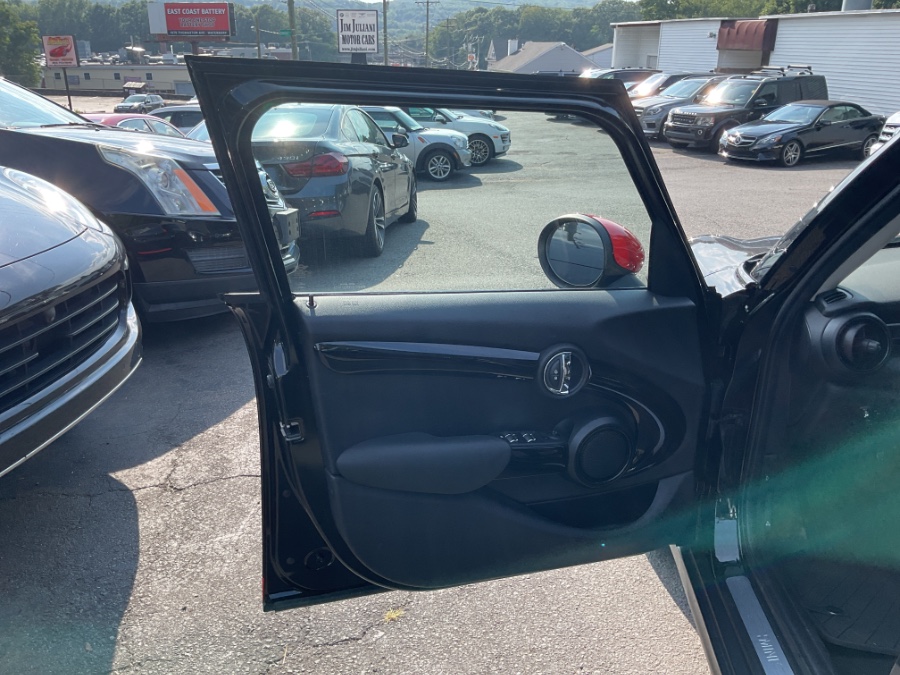 2019 MINI Hardtop 4 Door Cooper FWD, available for sale in Waterbury, Connecticut | Jim Juliani Motors. Waterbury, Connecticut 2019 MINI Hardtop 4 Door Cooper FWD, available for sale in Waterbury, Connecticut | Jim Juliani Motors. Waterbury, Connecticut