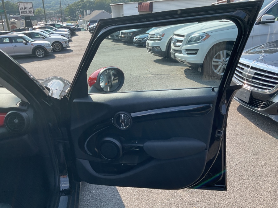 2019 MINI Hardtop 4 Door Cooper FWD, available for sale in Waterbury, Connecticut | Jim Juliani Motors. Waterbury, Connecticut 2019 MINI Hardtop 4 Door Cooper FWD, available for sale in Waterbury, Connecticut | Jim Juliani Motors. Waterbury, Connecticut