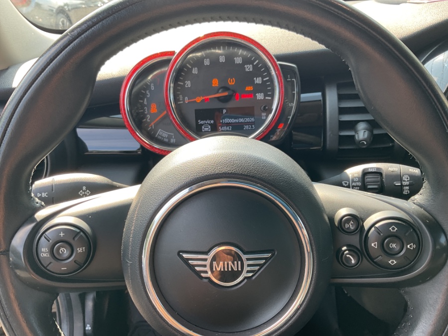 2019 MINI Hardtop 4 Door Cooper FWD, available for sale in Waterbury, Connecticut | Jim Juliani Motors. Waterbury, Connecticut 2019 MINI Hardtop 4 Door Cooper FWD, available for sale in Waterbury, Connecticut | Jim Juliani Motors. Waterbury, Connecticut
