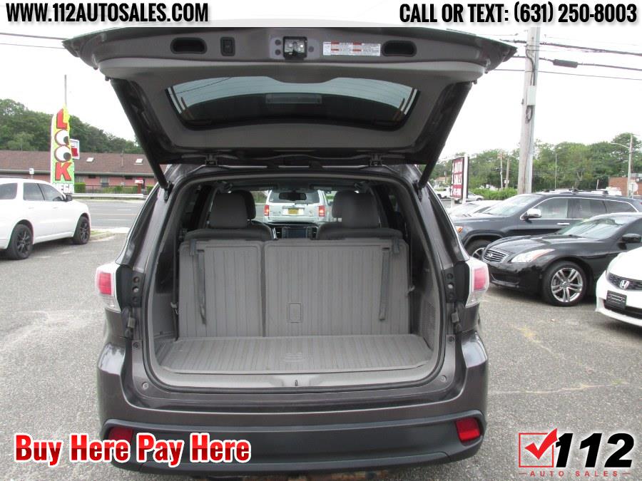 2015 Toyota Highlander Xle AWD 4dr V6 XLE (Natl), available for sale in Patchogue, New York | 112 Auto Sales. Patchogue, New York 2015 Toyota Highlander Xle AWD 4dr V6 XLE (Natl), available for sale in Patchogue, New York | 112 Auto Sales. Patchogue, New York