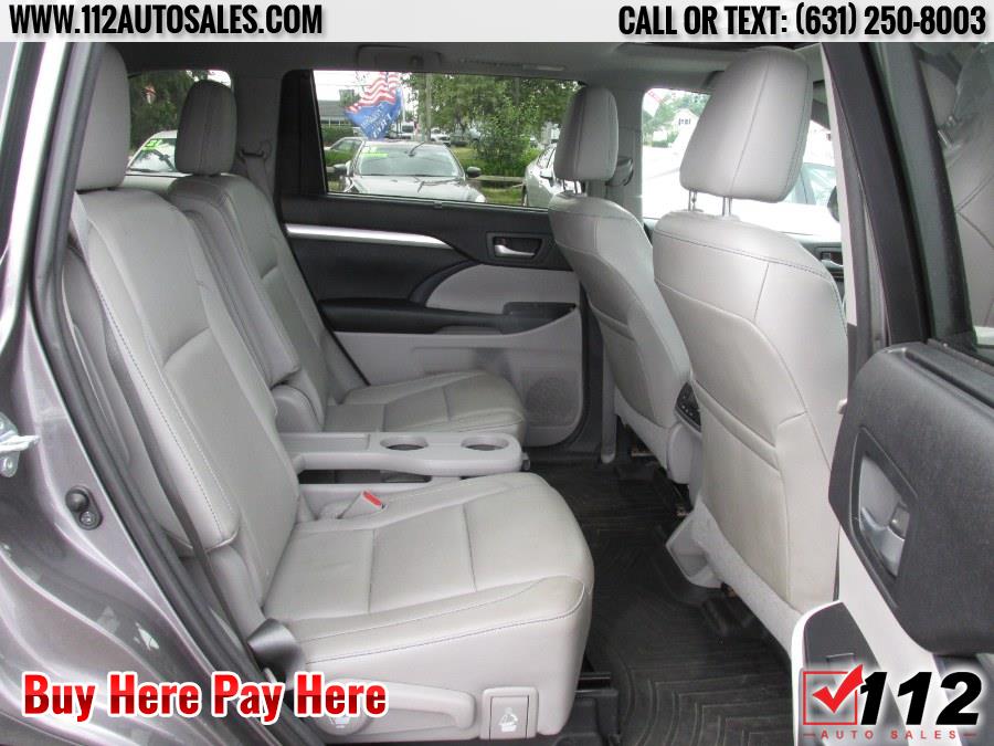 2015 Toyota Highlander Xle AWD 4dr V6 XLE (Natl), available for sale in Patchogue, New York | 112 Auto Sales. Patchogue, New York 2015 Toyota Highlander Xle AWD 4dr V6 XLE (Natl), available for sale in Patchogue, New York | 112 Auto Sales. Patchogue, New York