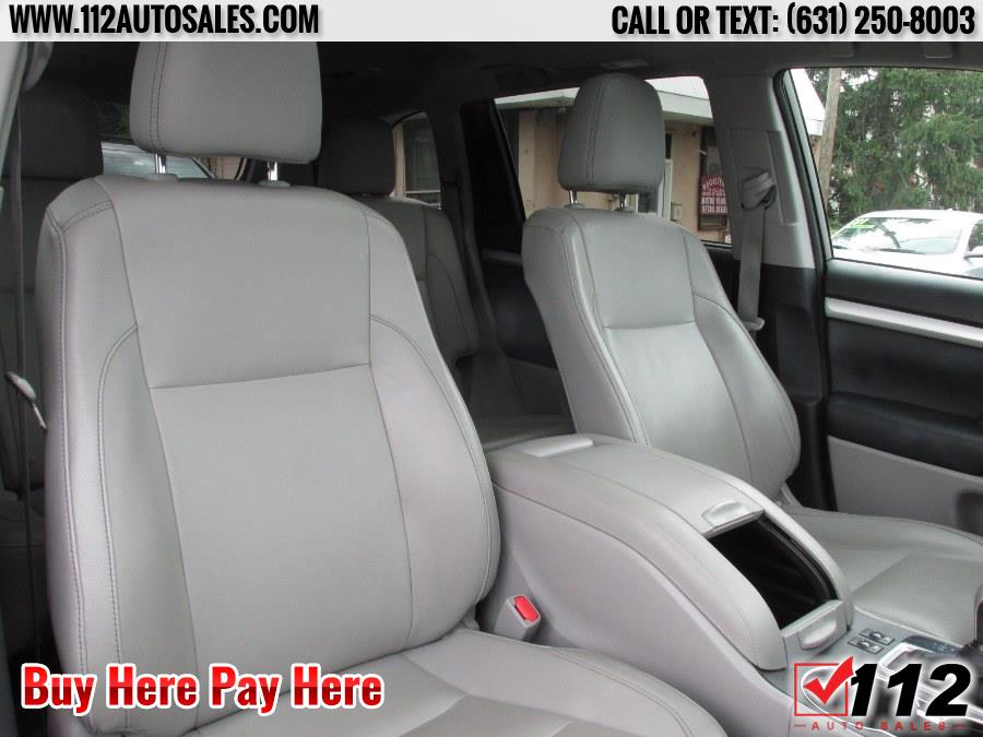 2015 Toyota Highlander Xle AWD 4dr V6 XLE (Natl), available for sale in Patchogue, New York | 112 Auto Sales. Patchogue, New York 2015 Toyota Highlander Xle AWD 4dr V6 XLE (Natl), available for sale in Patchogue, New York | 112 Auto Sales. Patchogue, New York