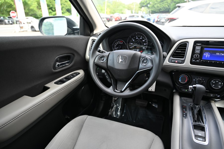 2020 Honda HR-V LX AWD, available for sale in Waterbury, Connecticut | Highline Car Connection. Waterbury, Connecticut 2020 Honda HR-V LX AWD, available for sale in Waterbury, Connecticut | Highline Car Connection. Waterbury, Connecticut