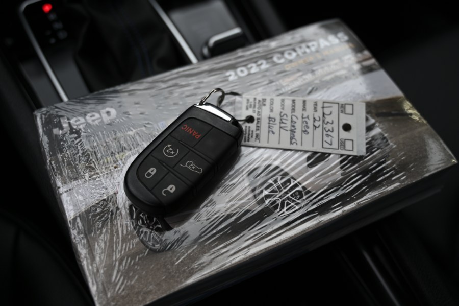 2022 Jeep Compass Latitude 4x4, available for sale in Waterbury, Connecticut | Highline Car Connection. Waterbury, Connecticut 2022 Jeep Compass Latitude 4x4, available for sale in Waterbury, Connecticut | Highline Car Connection. Waterbury, Connecticut