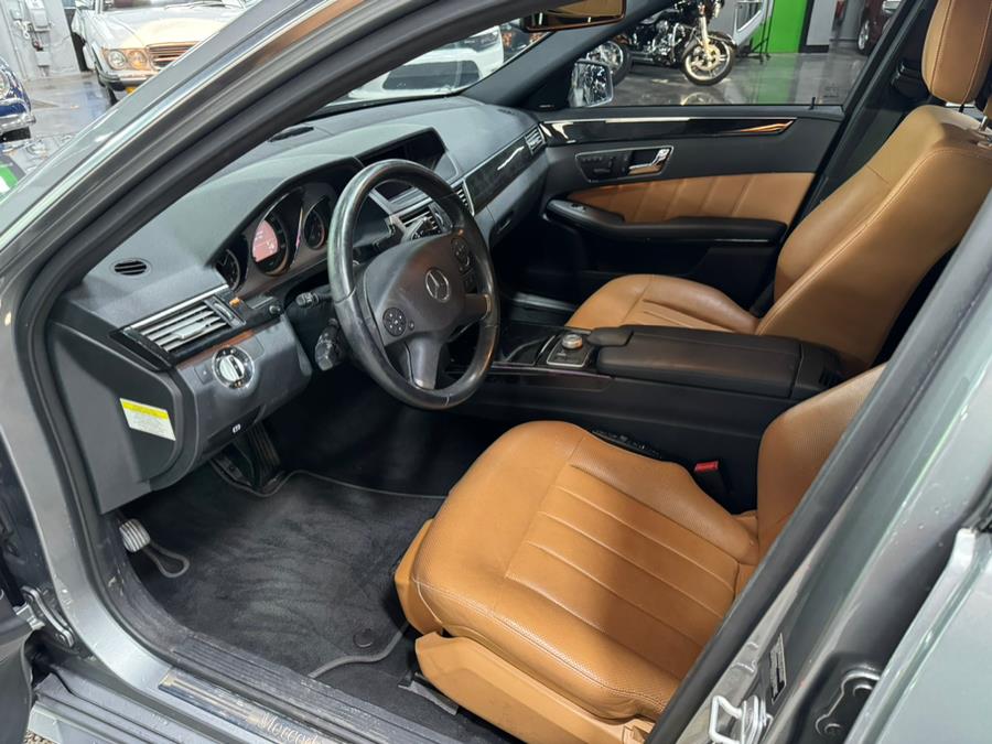 2010 Mercedes-Benz E-Class 4dr Sdn E550 Luxury 4MATIC, available for sale in Oxford, Connecticut | Buonauto Enterprises. Oxford, Connecticut 2010 Mercedes-Benz E-Class 4dr Sdn E550 Luxury 4MATIC, available for sale in Oxford, Connecticut | Buonauto Enterprises. Oxford, Connecticut