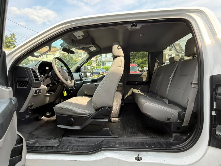 2019 Ford Super Duty F-250 SRW XL 4WD SuperCab 6.75'' Box, available for sale in Port Chester, New York | JC Lopez Auto Sales Corp. Port Chester, New York 2019 Ford Super Duty F-250 SRW XL 4WD SuperCab 6.75'' Box, available for sale in Port Chester, New York | JC Lopez Auto Sales Corp. Port Chester, New York