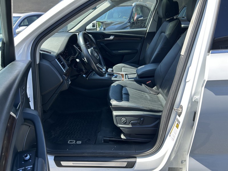 2019 Audi Q5 Premium Plus 45 TFSI quattro, available for sale in West Springfield, Massachusetts | Union Street Auto Sales. West Springfield, Massachusetts 2019 Audi Q5 Premium Plus 45 TFSI quattro, available for sale in West Springfield, Massachusetts | Union Street Auto Sales. West Springfield, Massachusetts