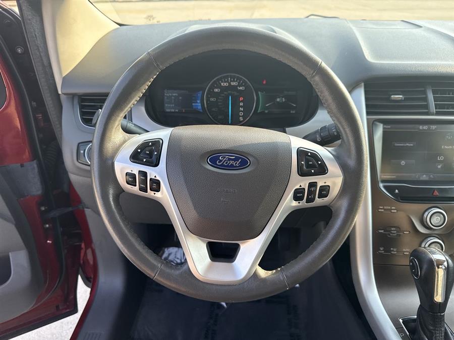 2014 Ford Edge SEL photo 15