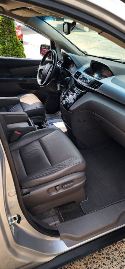 2011 Honda Odyssey 5dr EX-L, available for sale in Baldwin, New York | Carmoney Auto Sales. Baldwin, New York 2011 Honda Odyssey 5dr EX-L, available for sale in Baldwin, New York | Carmoney Auto Sales. Baldwin, New York