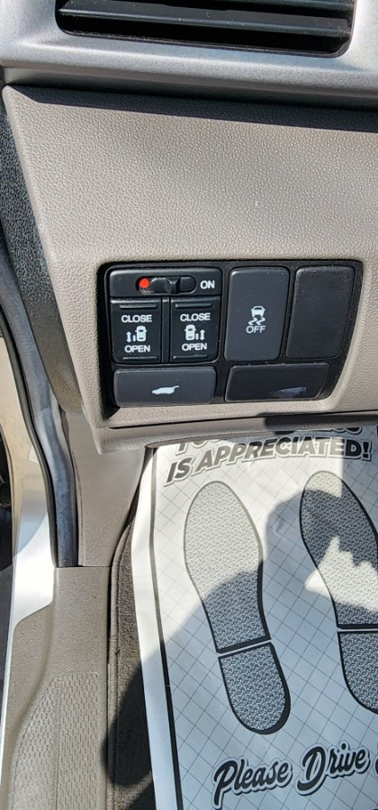 2011 Honda Odyssey 5dr EX-L, available for sale in Baldwin, New York | Carmoney Auto Sales. Baldwin, New York 2011 Honda Odyssey 5dr EX-L, available for sale in Baldwin, New York | Carmoney Auto Sales. Baldwin, New York