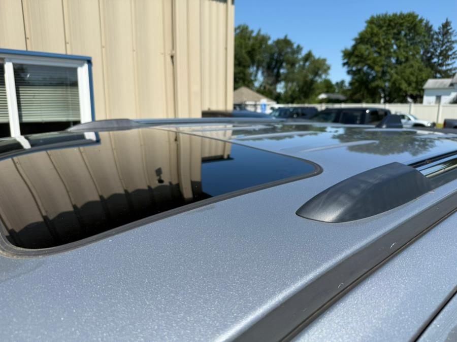 2017 Jeep Grand Cherokee Limited 4x4, available for sale in East Windsor, Connecticut | Century Auto And Truck. East Windsor, Connecticut 2017 Jeep Grand Cherokee Limited 4x4, available for sale in East Windsor, Connecticut | Century Auto And Truck. East Windsor, Connecticut