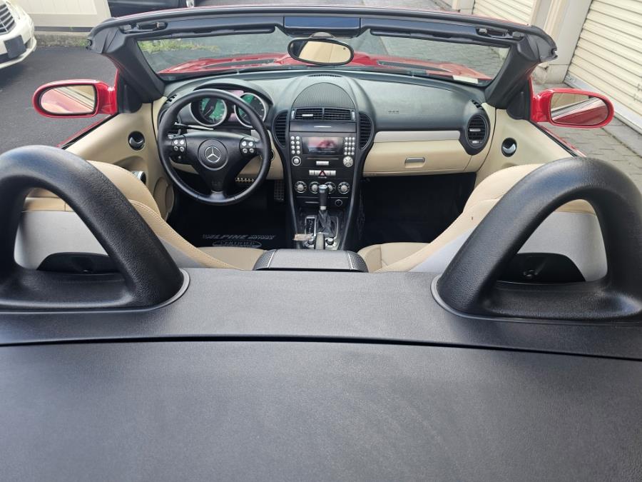 2007 Mercedes-Benz SLK-Class 2dr Roadster 3.5L, available for sale in Wantagh, New York | Alpine Motors Inc. Wantagh, New York 2007 Mercedes-Benz SLK-Class 2dr Roadster 3.5L, available for sale in Wantagh, New York | Alpine Motors Inc. Wantagh, New York