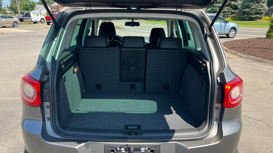 2011 Volkswagen Tiguan 4WD 4dr SE 4Motion, available for sale in East Windsor, Connecticut | A1 Auto Sale LLC. East Windsor, Connecticut 2011 Volkswagen Tiguan 4WD 4dr SE 4Motion, available for sale in East Windsor, Connecticut | A1 Auto Sale LLC. East Windsor, Connecticut