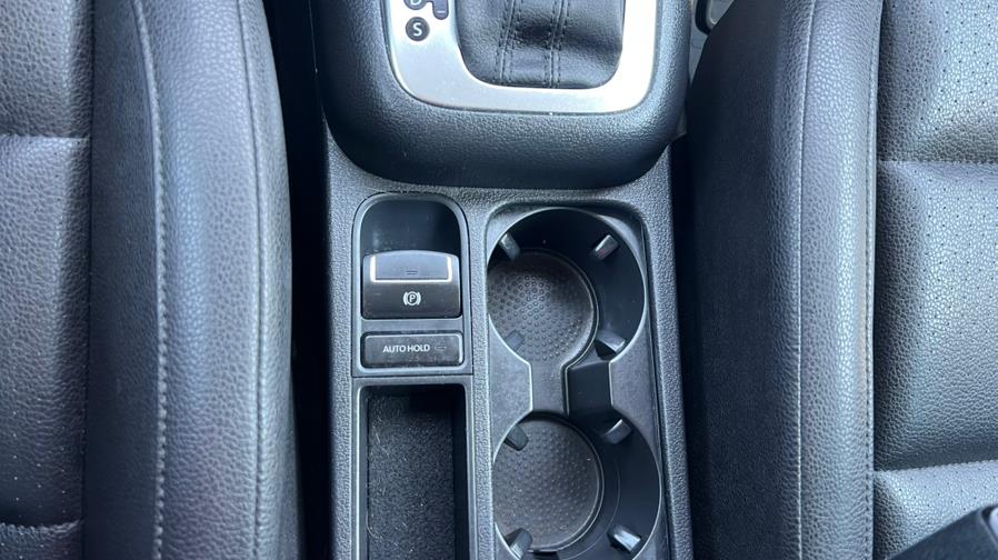 2011 Volkswagen Tiguan 4WD 4dr SE 4Motion, available for sale in East Windsor, Connecticut | A1 Auto Sale LLC. East Windsor, Connecticut 2011 Volkswagen Tiguan 4WD 4dr SE 4Motion, available for sale in East Windsor, Connecticut | A1 Auto Sale LLC. East Windsor, Connecticut