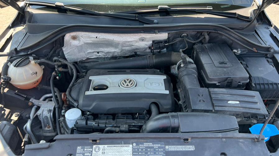 2011 Volkswagen Tiguan 4WD 4dr SE 4Motion, available for sale in East Windsor, Connecticut | A1 Auto Sale LLC. East Windsor, Connecticut 2011 Volkswagen Tiguan 4WD 4dr SE 4Motion, available for sale in East Windsor, Connecticut | A1 Auto Sale LLC. East Windsor, Connecticut