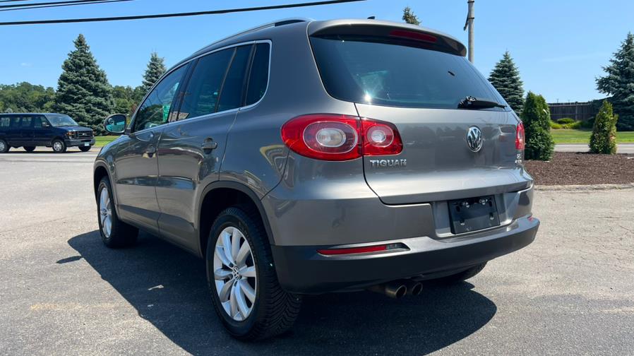 2011 Volkswagen Tiguan 4WD 4dr SE 4Motion, available for sale in East Windsor, Connecticut | A1 Auto Sale LLC. East Windsor, Connecticut 2011 Volkswagen Tiguan 4WD 4dr SE 4Motion, available for sale in East Windsor, Connecticut | A1 Auto Sale LLC. East Windsor, Connecticut