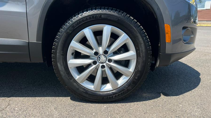 2011 Volkswagen Tiguan 4WD 4dr SE 4Motion, available for sale in East Windsor, Connecticut | A1 Auto Sale LLC. East Windsor, Connecticut 2011 Volkswagen Tiguan 4WD 4dr SE 4Motion, available for sale in East Windsor, Connecticut | A1 Auto Sale LLC. East Windsor, Connecticut