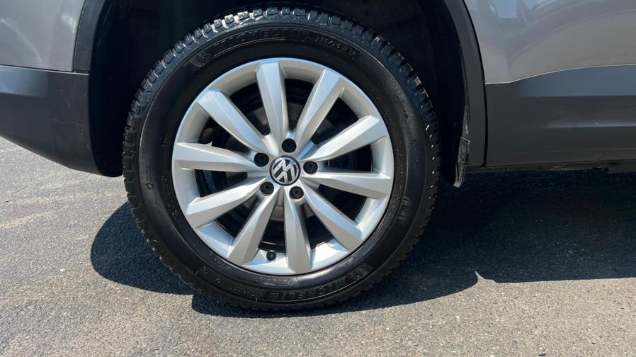 2011 Volkswagen Tiguan 4WD 4dr SE 4Motion, available for sale in East Windsor, Connecticut | A1 Auto Sale LLC. East Windsor, Connecticut 2011 Volkswagen Tiguan 4WD 4dr SE 4Motion, available for sale in East Windsor, Connecticut | A1 Auto Sale LLC. East Windsor, Connecticut