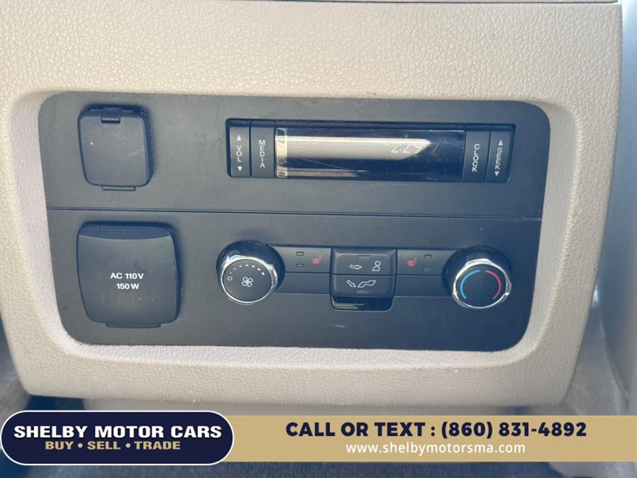 2017 Lincoln Navigator L 4x4 Select, available for sale in Springfield, Massachusetts | Shelby Motor Cars. Springfield, Massachusetts 2017 Lincoln Navigator L 4x4 Select, available for sale in Springfield, Massachusetts | Shelby Motor Cars. Springfield, Massachusetts