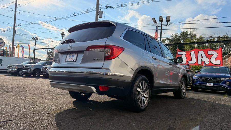 2019 Honda Pilot EX-L Sport Utility 4D, available for sale in Linden, New Jersey | Route 27 Auto Mall. Linden, New Jersey 2019 Honda Pilot EX-L Sport Utility 4D, available for sale in Linden, New Jersey | Route 27 Auto Mall. Linden, New Jersey