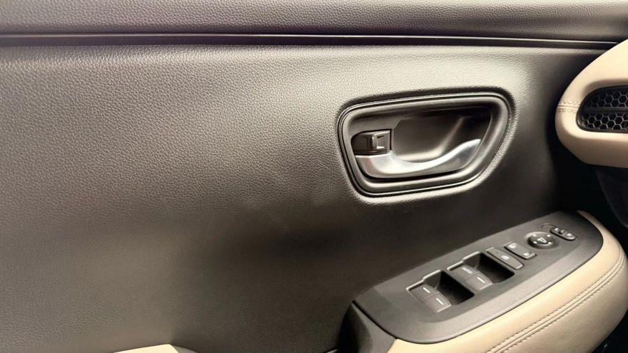 2024 Honda Hr-v LX Sport Utility 4D, available for sale in Linden, New Jersey | Route 27 Auto Mall. Linden, New Jersey 2024 Honda Hr-v LX Sport Utility 4D, available for sale in Linden, New Jersey | Route 27 Auto Mall. Linden, New Jersey