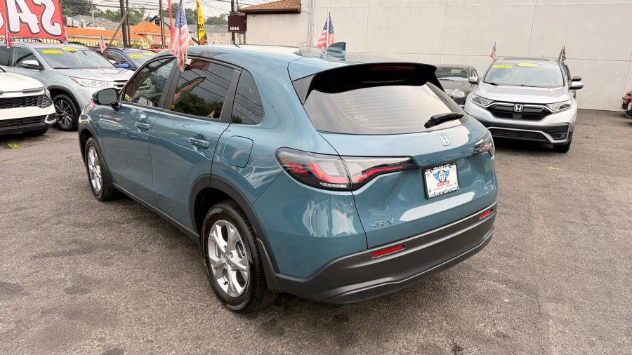 2024 Honda Hr-v LX Sport Utility 4D, available for sale in Linden, New Jersey | Route 27 Auto Mall. Linden, New Jersey 2024 Honda Hr-v LX Sport Utility 4D, available for sale in Linden, New Jersey | Route 27 Auto Mall. Linden, New Jersey