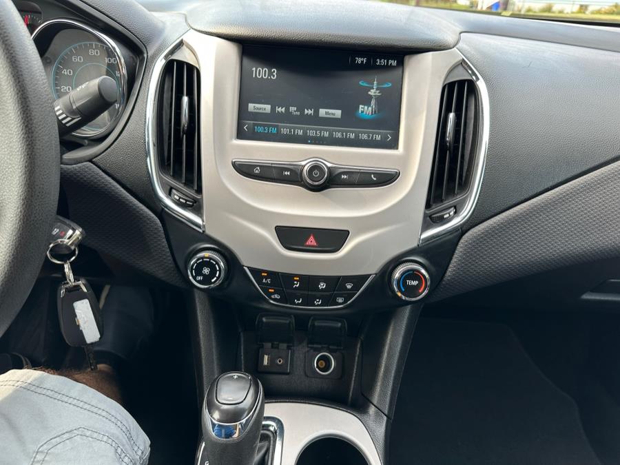2018 Chevrolet Cruze 4dr Sdn 1.4L LS w/1SB, available for sale in Copiague, New York | Great Deal Motors. Copiague, New York 2018 Chevrolet Cruze 4dr Sdn 1.4L LS w/1SB, available for sale in Copiague, New York | Great Deal Motors. Copiague, New York