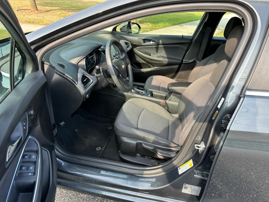 2018 Chevrolet Cruze 4dr HB 1.4L LT w/1SD, available for sale in Copiague, New York | Great Deal Motors. Copiague, New York 2018 Chevrolet Cruze 4dr HB 1.4L LT w/1SD, available for sale in Copiague, New York | Great Deal Motors. Copiague, New York