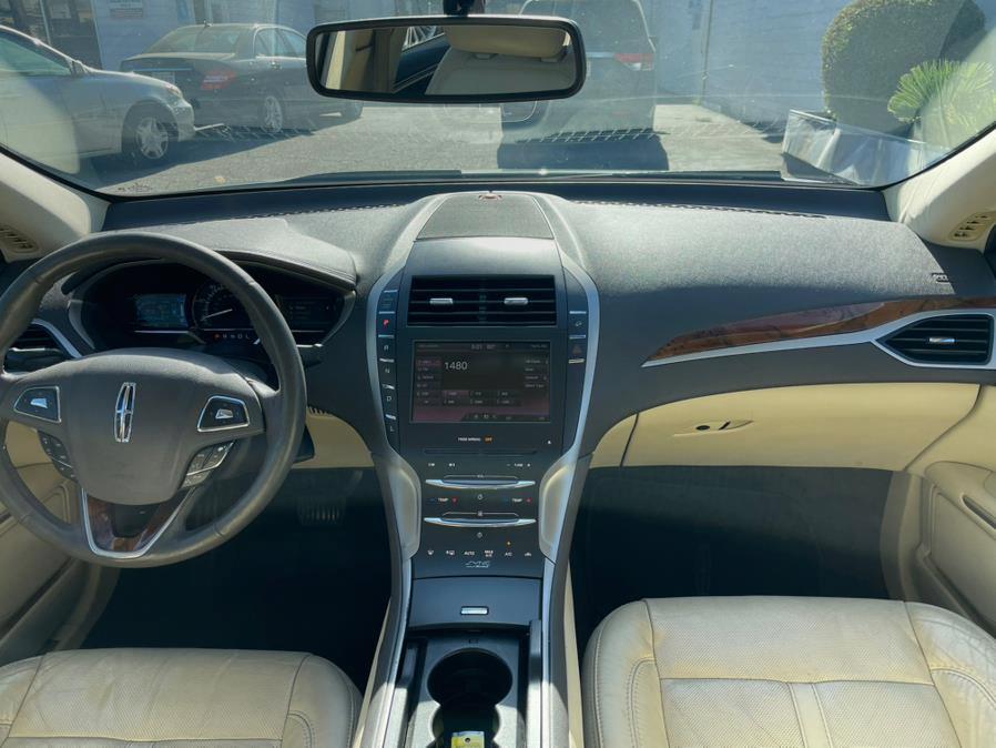 2014 Lincoln MKZ 4dr Sdn Hybrid FWD, available for sale in Hawaiian Gardens, California | Luxe Motors. Hawaiian Gardens, California 2014 Lincoln MKZ 4dr Sdn Hybrid FWD, available for sale in Hawaiian Gardens, California | Luxe Motors. Hawaiian Gardens, California