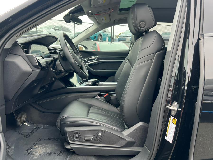2022 Audi e-tron Sportback Prestige quattro, available for sale in Daly City, California | Green Light Auto Wholesale. Daly City, California 2022 Audi e-tron Sportback Prestige quattro, available for sale in Daly City, California | Green Light Auto Wholesale. Daly City, California