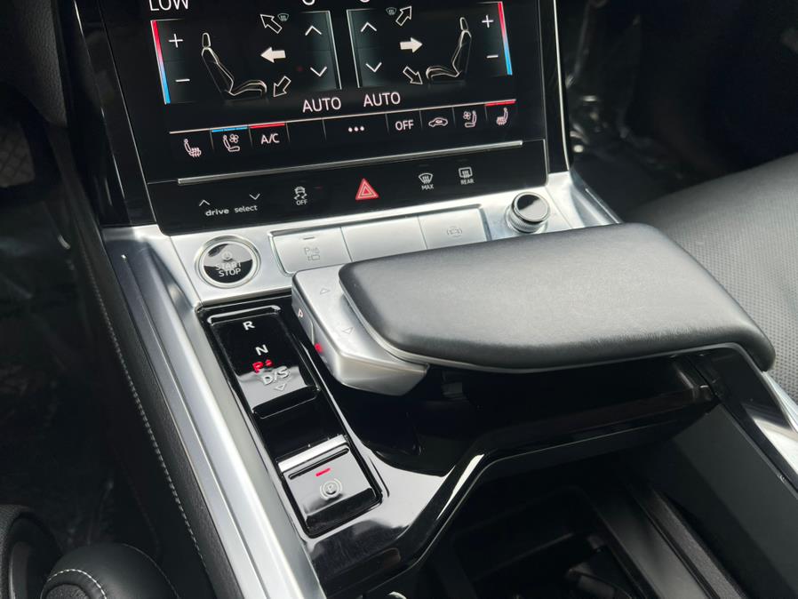 2022 Audi e-tron Sportback Prestige quattro, available for sale in Daly City, California | Green Light Auto Wholesale. Daly City, California 2022 Audi e-tron Sportback Prestige quattro, available for sale in Daly City, California | Green Light Auto Wholesale. Daly City, California