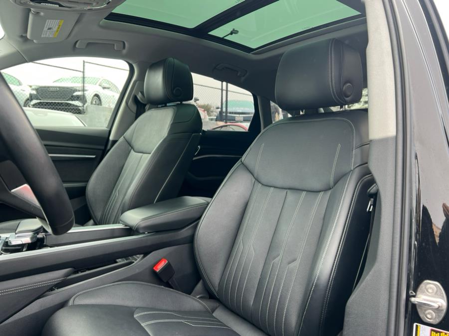 2022 Audi e-tron Sportback Prestige quattro, available for sale in Daly City, California | Green Light Auto Wholesale. Daly City, California 2022 Audi e-tron Sportback Prestige quattro, available for sale in Daly City, California | Green Light Auto Wholesale. Daly City, California